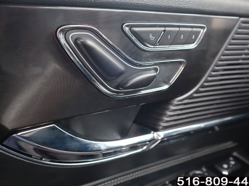 Used 2022 Lincoln Corsair AWD w/ Premium Package image 20