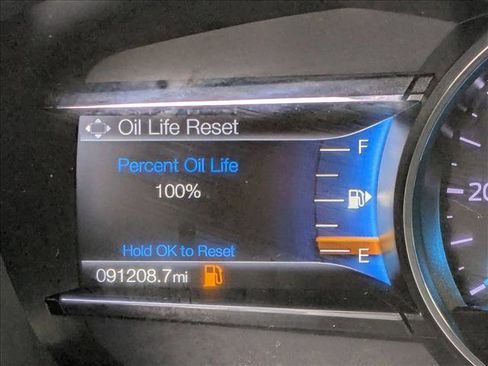 Used 2019 Ford Explorer XLT w/ Equipment Group 202A image 10