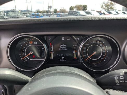 Used 2023 Jeep Wrangler Willys image 34