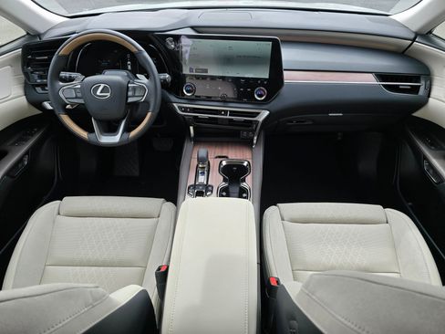 Used 2026 Lexus RX 450h Luxury w/ Convenience Package image 15