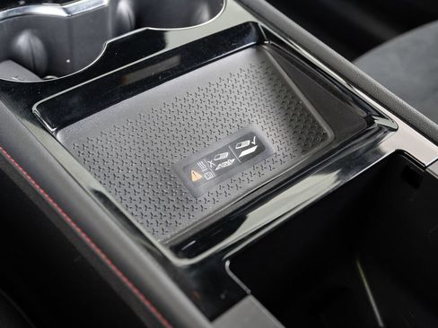 Used 2024 Chevrolet Blazer EV RS RWD image 33