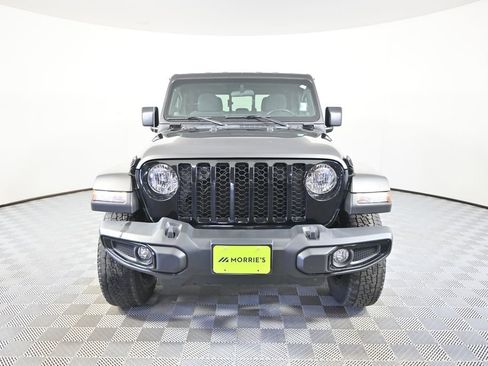 Used 2023 Jeep Gladiator Sport AWD/4WD image 11