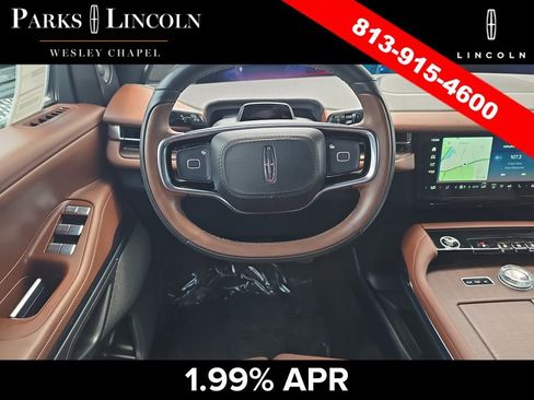 Certified 2025 Lincoln Navigator Reserve AWD/4WD image 13
