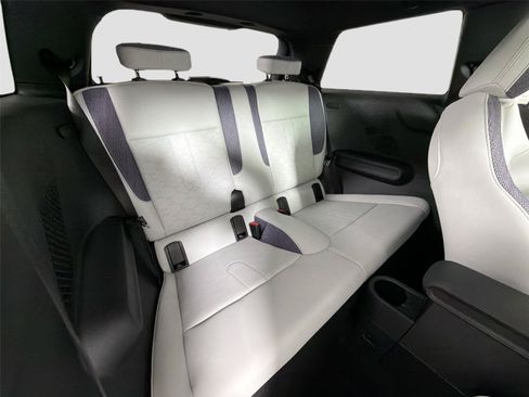 New 2026 MINI Cooper 2-Door Hardtop FWD image 25