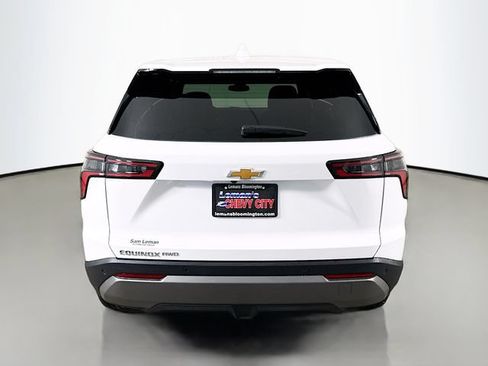 New 2026 Chevrolet Equinox LT w/ Convenience Package II AWD/4WD image 7