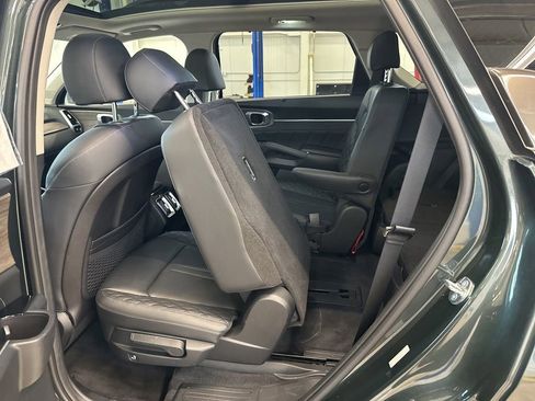 Certified 2023 Kia Sorento SX Prestige AWD/4WD image 26