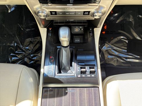 Used 2021 Lexus GX 460 Premium w/ Premium Package AWD/4WD image 30