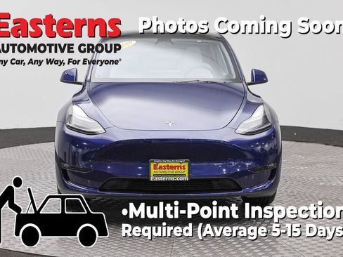 Used 2023 Tesla Model Y Long Range AWD/4WD image 2