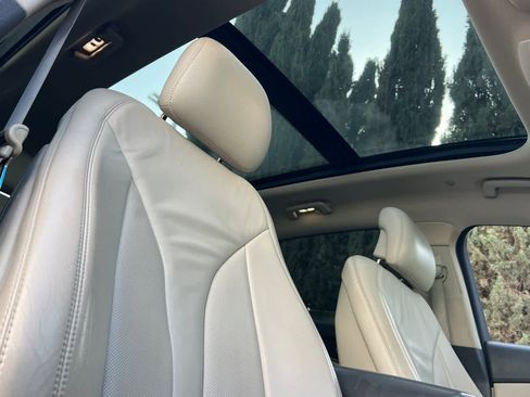 Used 2016 Lincoln MKX Select w/ Select Plus Package image 18