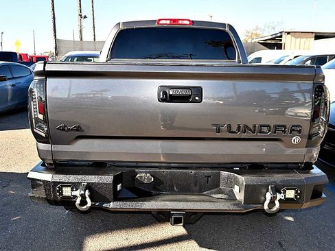 Used 2017 Toyota Tundra SR5 image 6