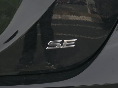 Used 2023 Toyota Camry SE FWD image 36