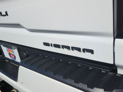 Used 2025 GMC Sierra 3500 Denali w/ Denali Reserve Package image 14