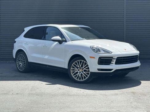 Used 2022 Porsche Cayenne Platinum Edition AWD/4WD image 7