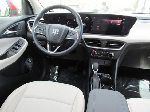 Used 2024 Buick Encore GX Preferred w/ Advanced Technology Package image 13