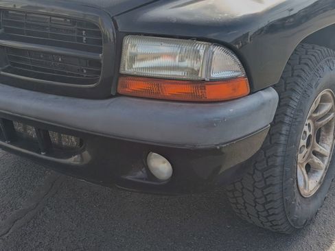 Used 2001 Dodge Dakota 2WD Club Cab image 11