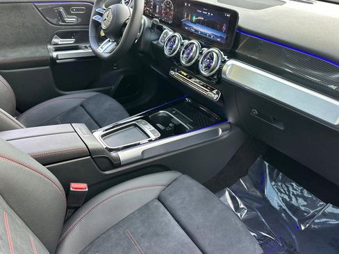 New 2025 Mercedes-Benz GLB 35 AMG 4MATIC image 26