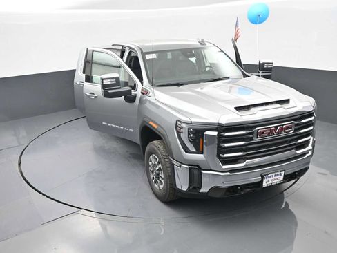 New 2026 GMC Sierra 2500 SLT AWD/4WD image 39
