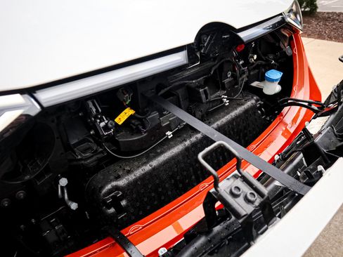 Used 2025 Volkswagen ID. Buzz 1st Edition RWD image 35