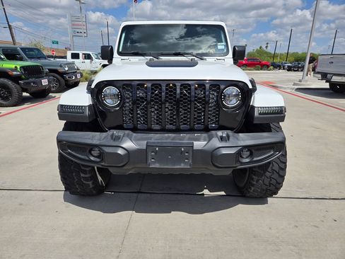Used 2021 Jeep Gladiator Willys image 8