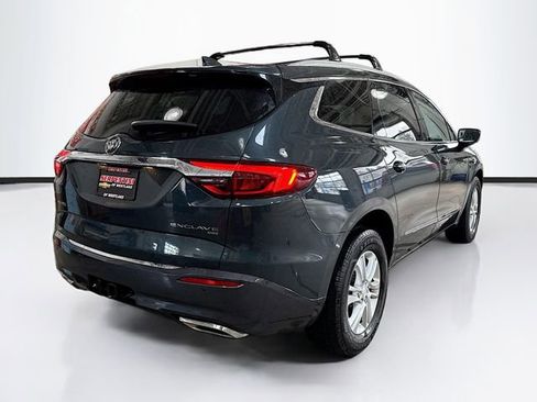 Used 2018 Buick Enclave Essence image 6