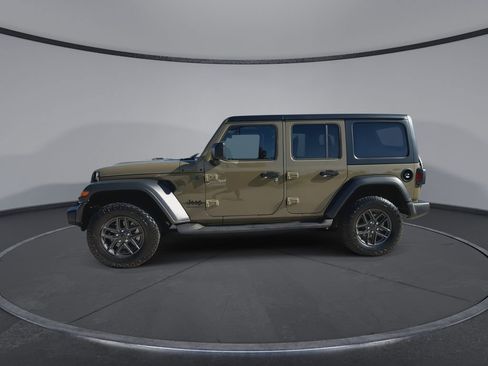 Used 2025 Jeep Wrangler Sport S image 5