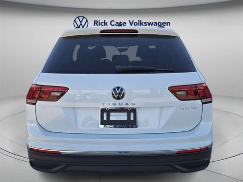 Certified 2022 Volkswagen Tiguan S image 6