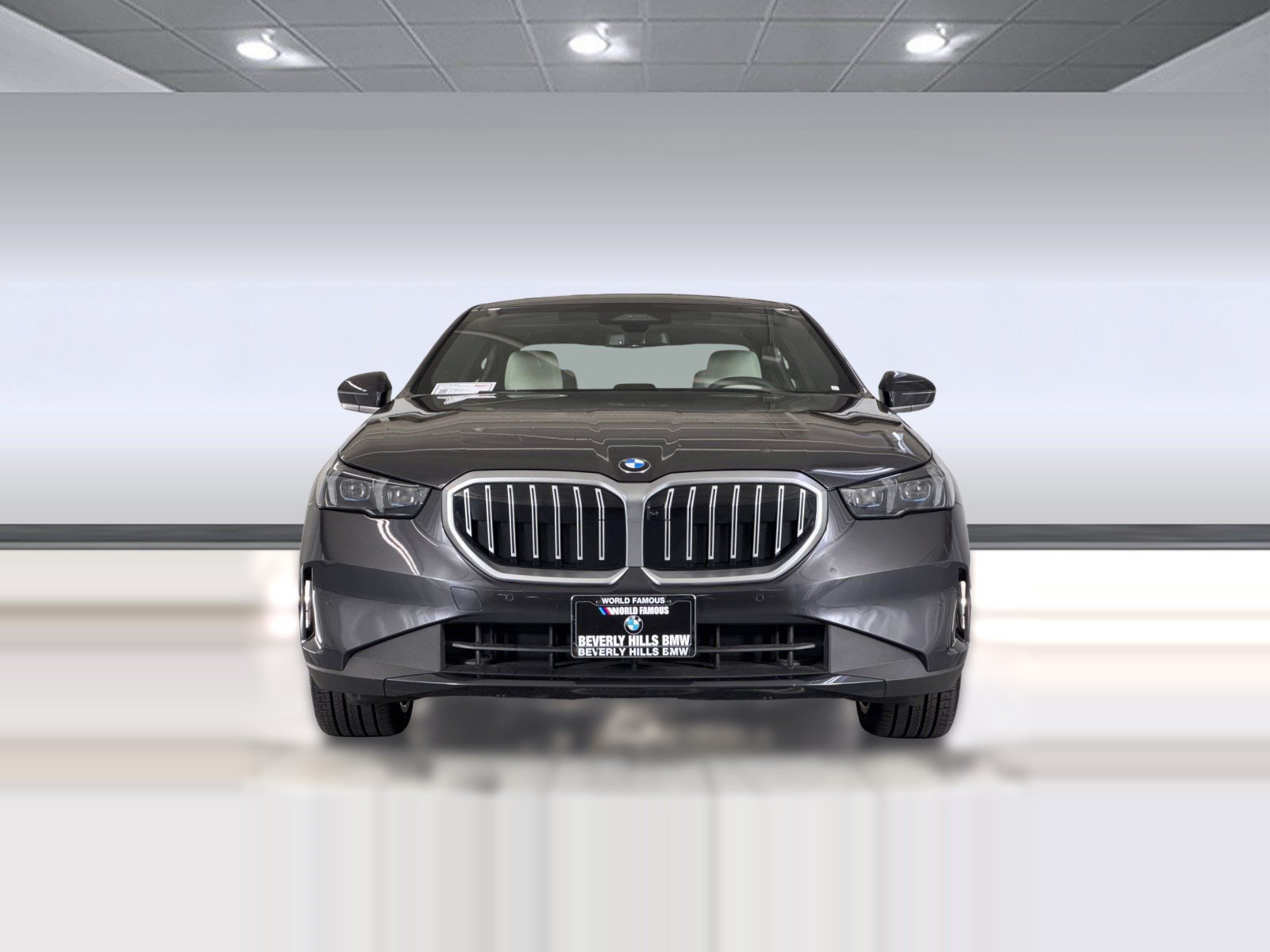 Used 2026 BMW 530i w/ Premium Package RWD image 5