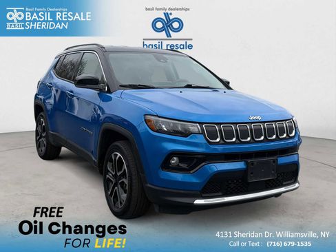 Used 2022 Jeep Compass Limited AWD/4WD image 1