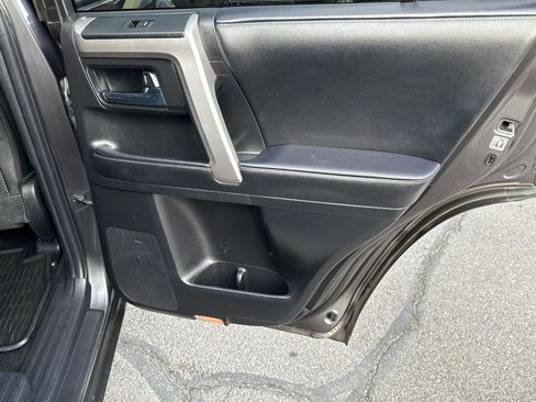 Used 2022 Toyota 4Runner SR5 Premium image 20