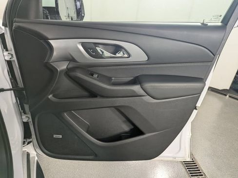 Used 2018 Chevrolet Traverse Premier w/ LPO, 'HIT The Road' Package AWD/4WD image 22