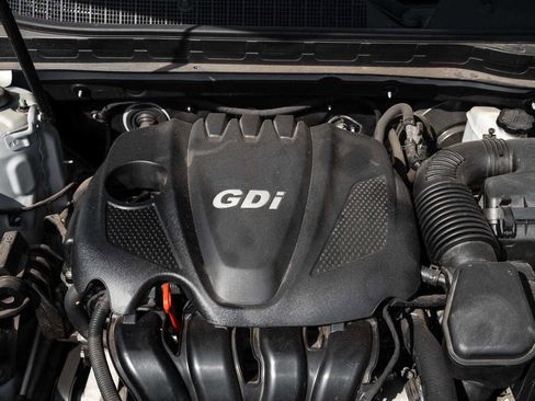 Used 2015 Kia Optima LX image 10