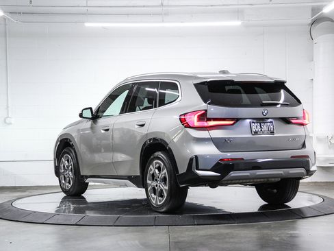 Certified 2023 BMW X1 xDrive28i w/ Convenience Package AWD/4WD image 4