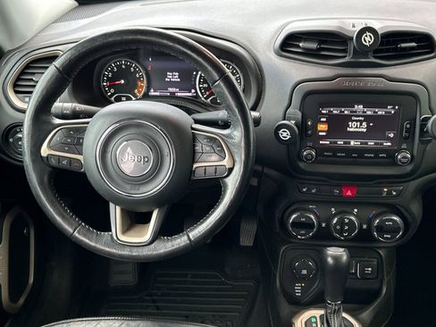 Used 2017 Jeep Renegade Limited image 13