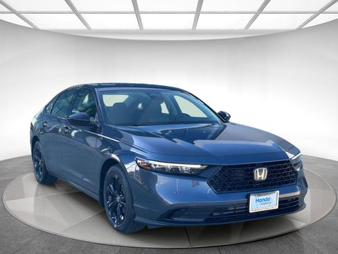 New 2025 Honda Accord SE image 7