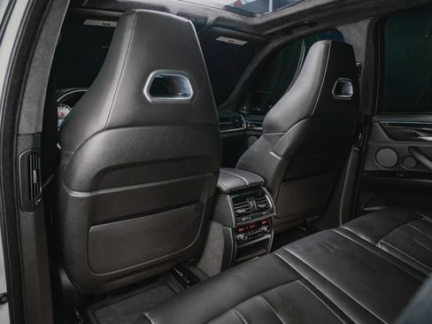 Used 2017 BMW X5 M image 40