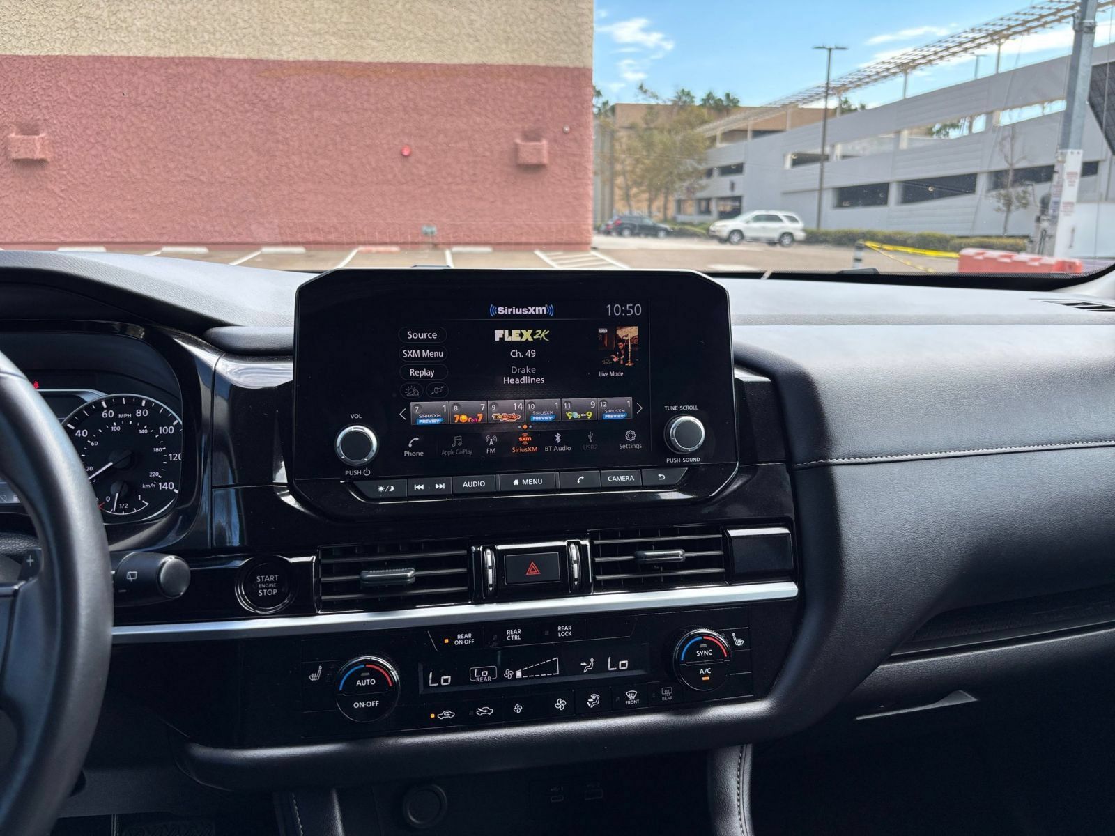 Used 2025 Nissan Pathfinder SV FWD image 16