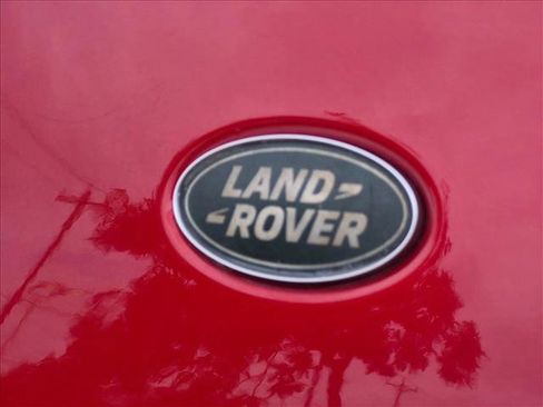 Used 2017 Land Rover Discovery HSE Luxury AWD/4WD image 7