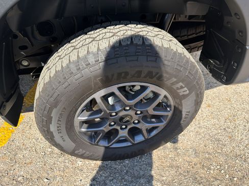 Used 2025 Ford Ranger XLT w/ Equipment Group 301A High image 21