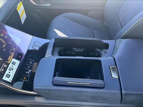 New 2026 INFINITI QX80 4WD image 15