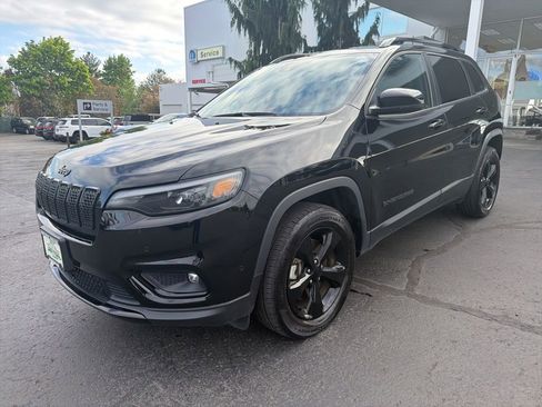 Used 2023 Jeep Cherokee Altitude Lux AWD/4WD image 1
