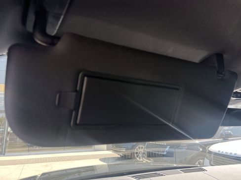 Used 2024 Land Rover Range Rover Sport SE AWD/4WD image 25