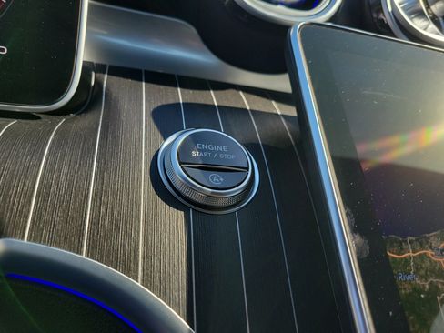 Certified 2025 Mercedes-Benz C 300 Sedan image 22