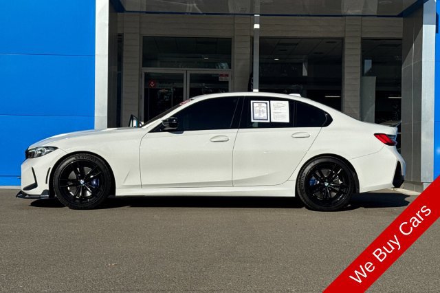 Used 2023 BMW M340i RWD image 10