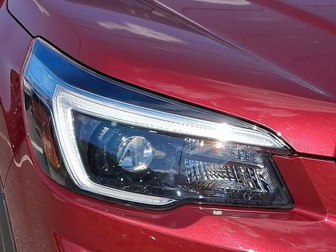 Used 2021 Subaru Forester Limited AWD/4WD image 10