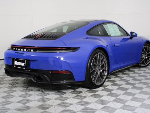 Used 2025 Porsche 911 Carrera image 7