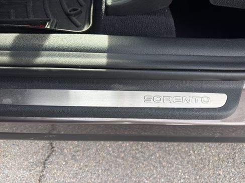 Used 2020 Kia Sorento SX image 30