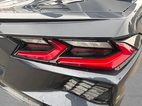 Used 2021 Chevrolet Corvette Stingray Premium Conv w/ Chrome Exterior Badge Package RWD image 30