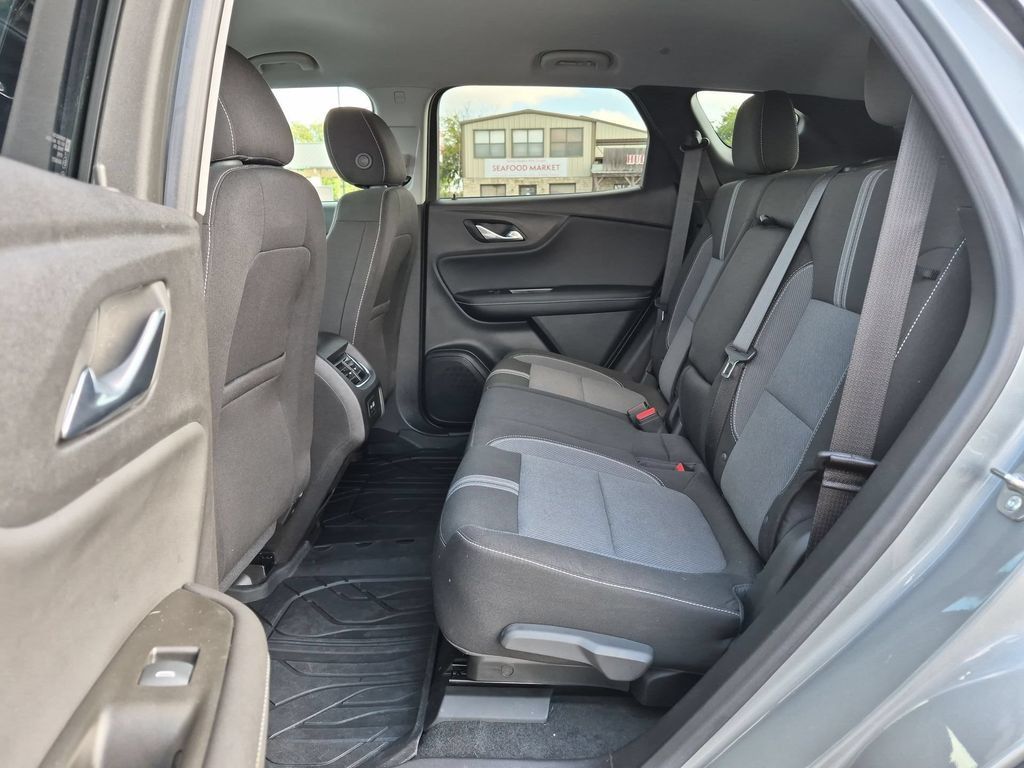 Certified 2024 Chevrolet Blazer LT w/ Redline Edition FWD image 23
