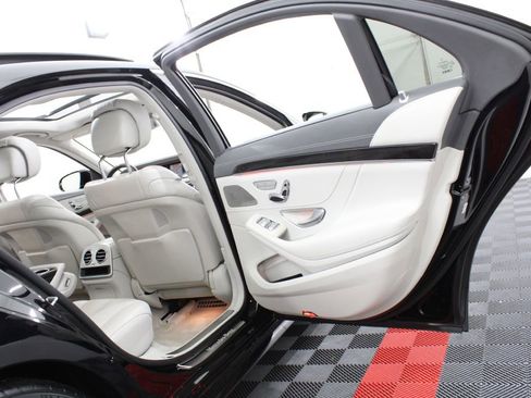 Used 2016 Mercedes-Benz S 550 S 550 4MATIC image 30