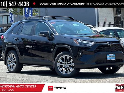 Used 2025 Toyota RAV4 XLE Premium image 1